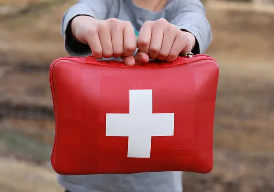 Kit di emergenza Kit di pronto soccorso Piccola borsa rossa per viaggi a casa